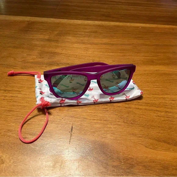 NWOT Goodr OG Sunglasses - Gardening with a Kraken - Picture 1 of 8